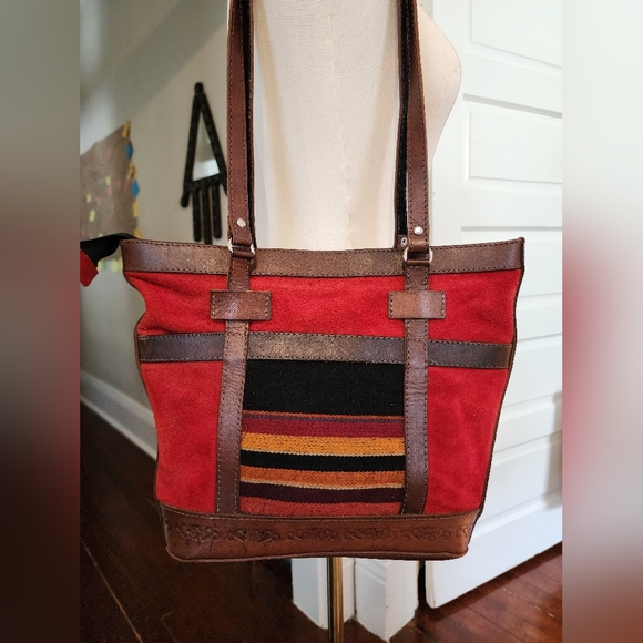 Red and Brown 100% Bolliva Leather Tote Bag - Picture 2 of 12